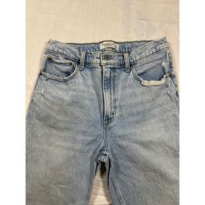 Abercrombie&Fitch 90s Straight Ultra High Rise Jeans Light Wash 30/10S Distress